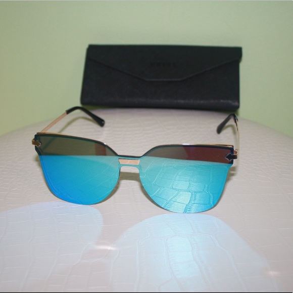 privé Accessories - Privé Revaux reflective Sunglasses